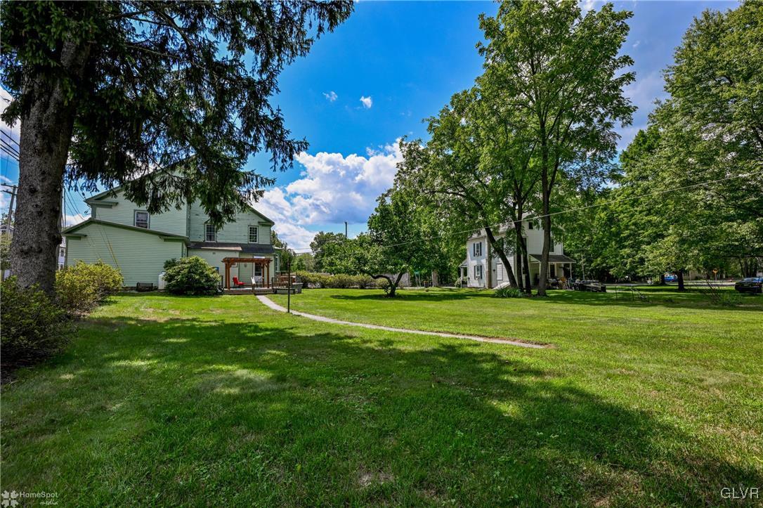 2242 Ridge Road Bangor, PA 18013 - Photo 4 of 49 Gallery Image 4