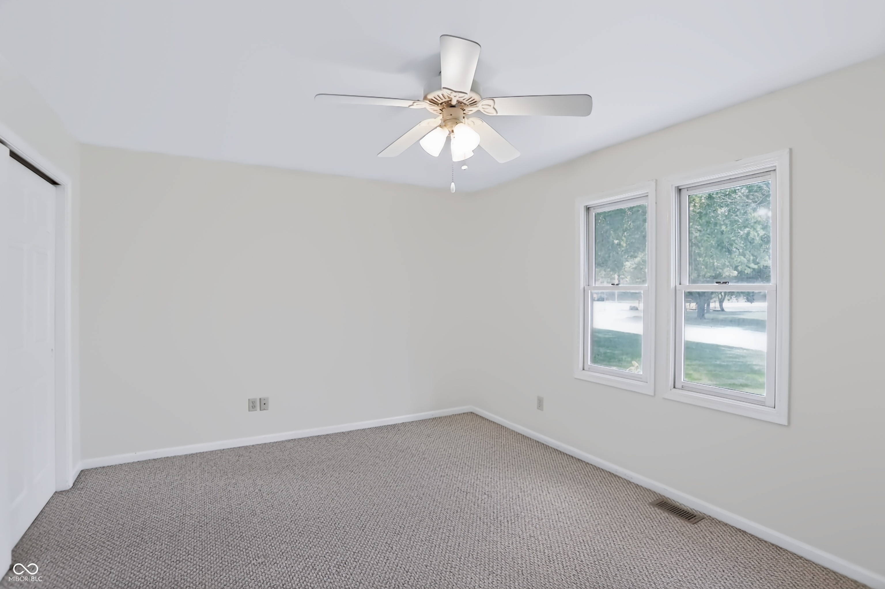 1186 Madrid Road Greenwood, IN 46143 - Photo 26 of 53