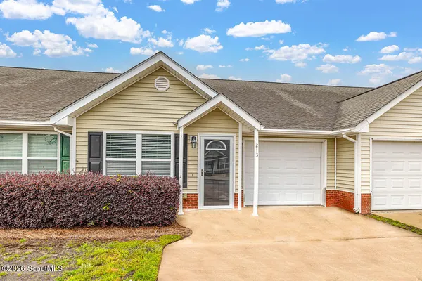 $1,495 | 213 Joshua Circle, Brunswick, GA 31525