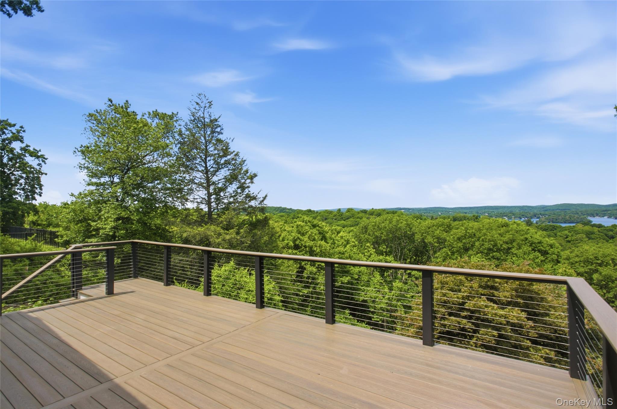 39 Kings Ridge Road Mahopac, NY 10541 - Photo 24 of 28 Deck