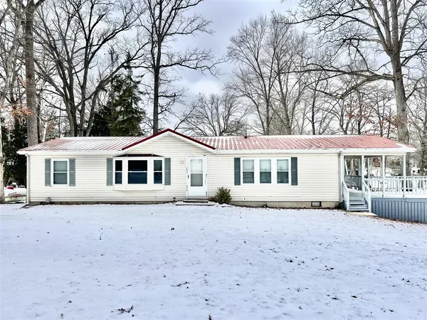 $249,900 | 5482 Circle Drive, Reading, MI 49274