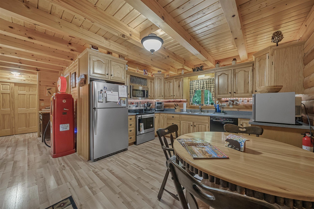 2860 East 48 1/2 Road Cadillac, MI 49601 - Photo 21 of 66