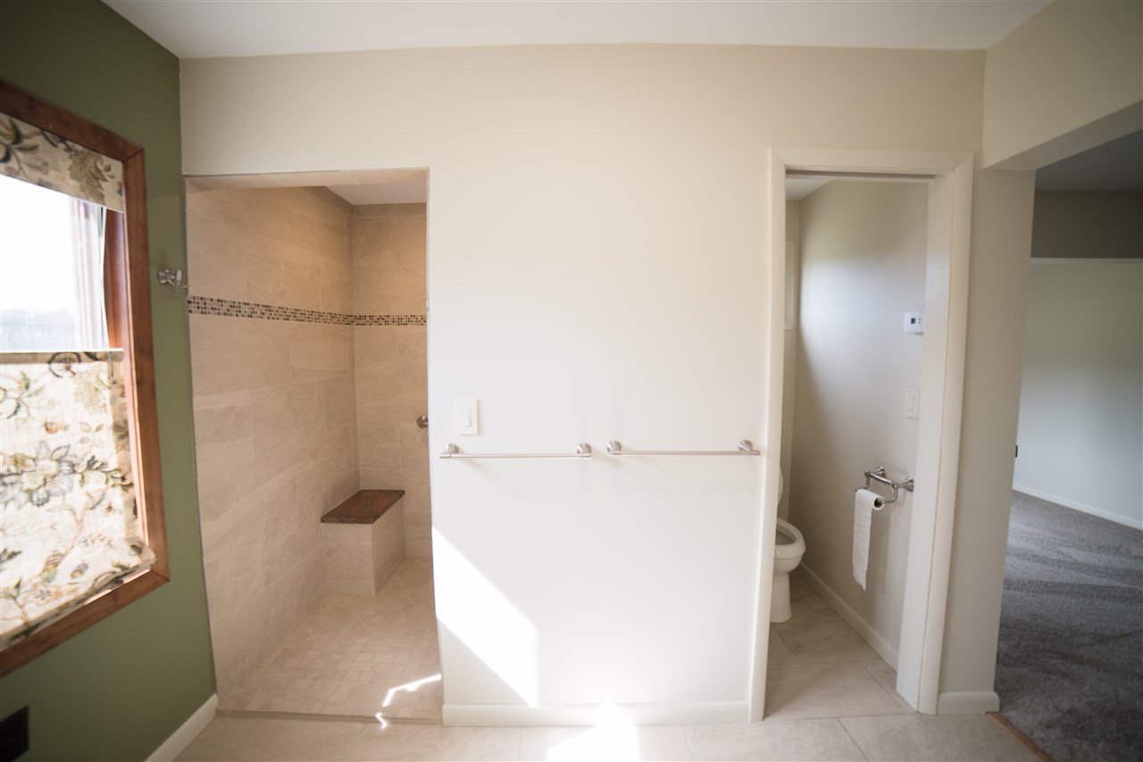 1895 South Donnybrook Road Suttons Bay, MI 49682 - Photo 16 of 29 1859894-15.JPG