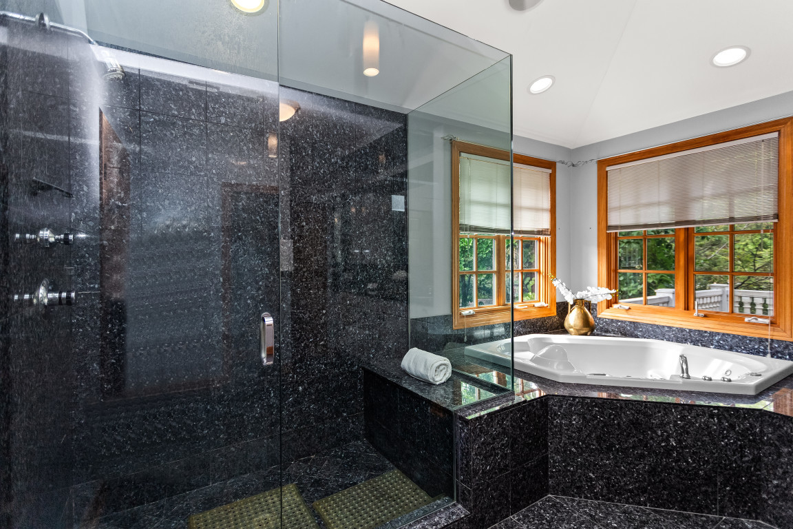 2236 Ridge Avenue Evanston, IL 60201 - Photo 31 of 64