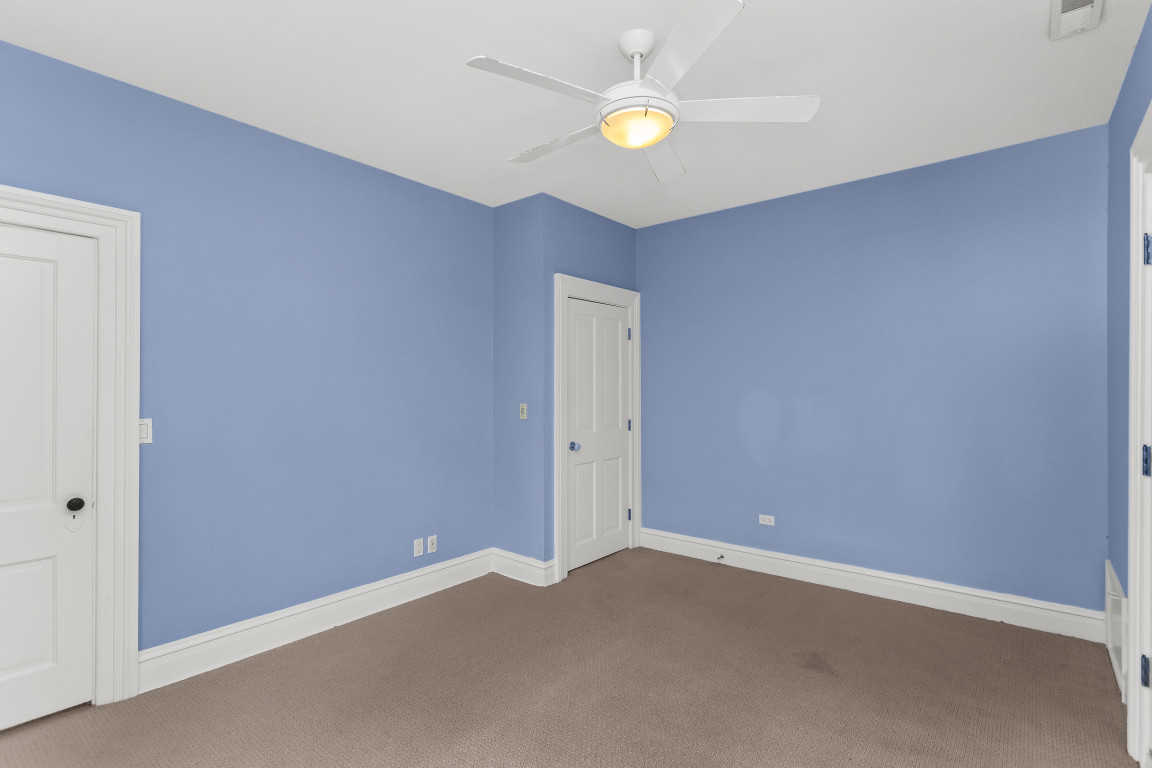 2236 Ridge Avenue Evanston, IL 60201 - Photo 40 of 64