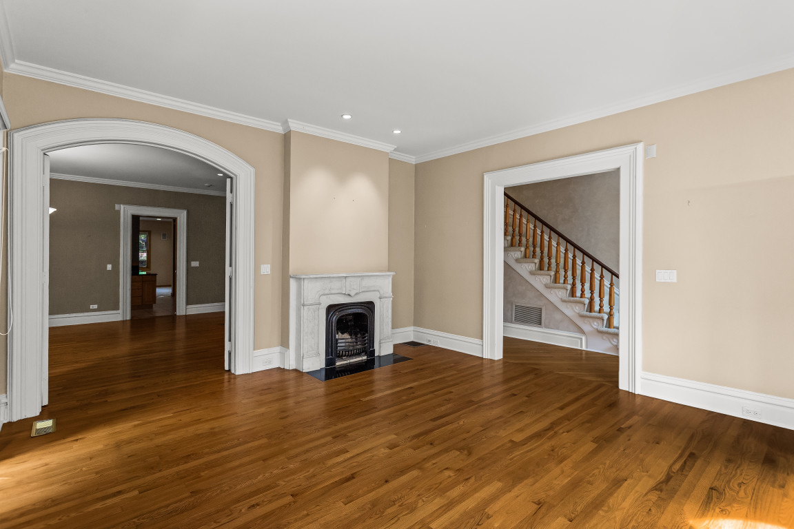 2236 Ridge Avenue Evanston, IL 60201 - Photo 5 of 64