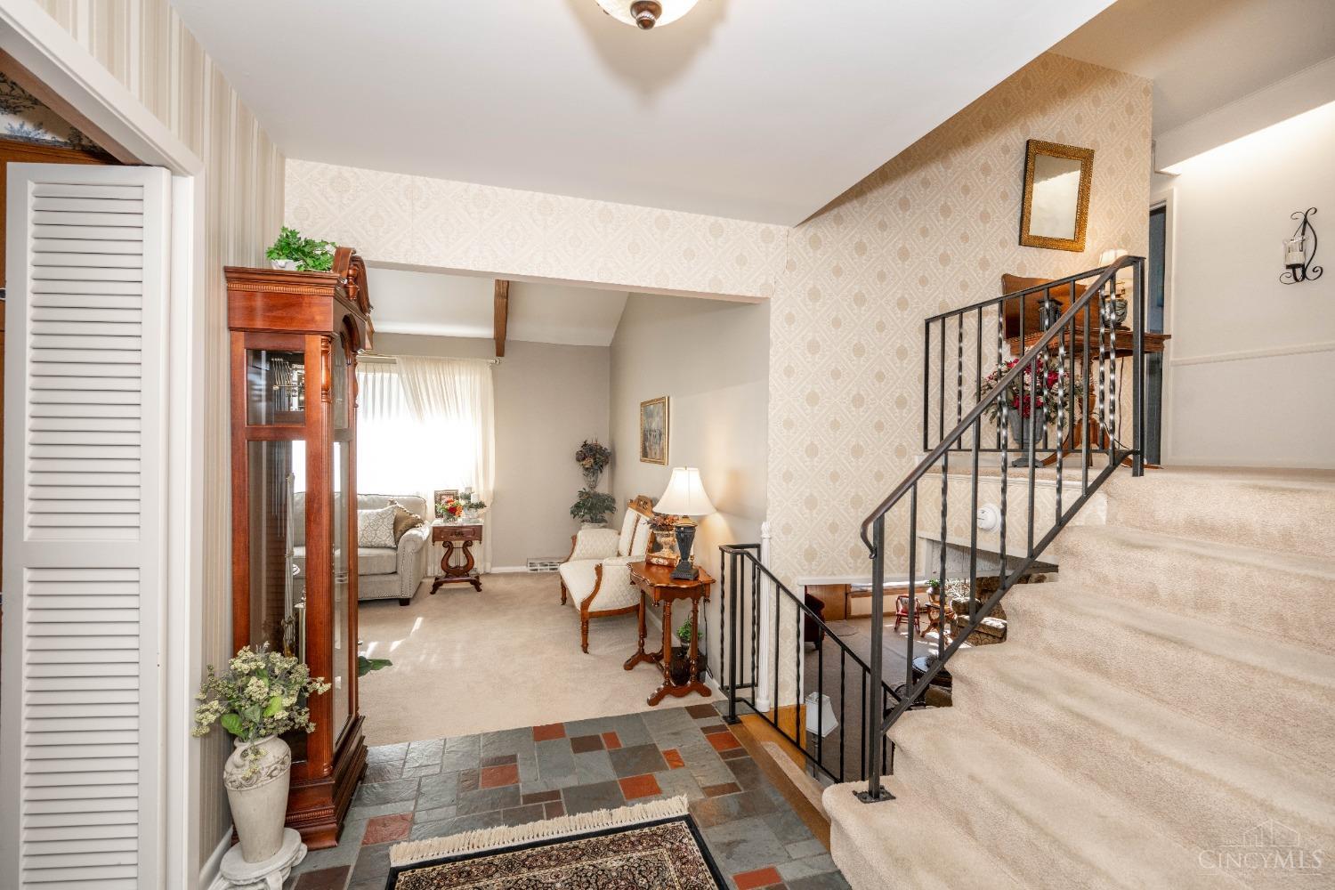 3206 Sheldon Road Middletown, OH 45042 - Photo 3 of 49 Gallery Image 3