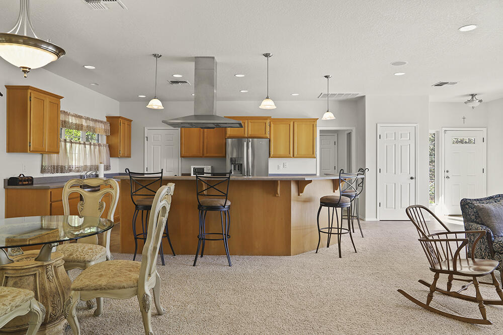 699 Three Pines Road Grants Pass, OR 97526 - Photo 7 of 40 5422FE29-F9D6-4266-A6CB-BEF0B8C04D43