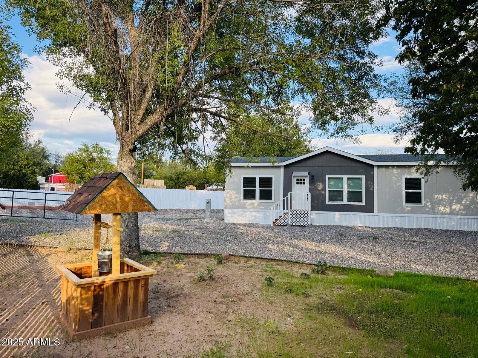 4035 East Goldmine Road Rimrock, AZ 86335 - Photo 4 of 40 a963d103-a978-477e-91b1-73acf9e37e18