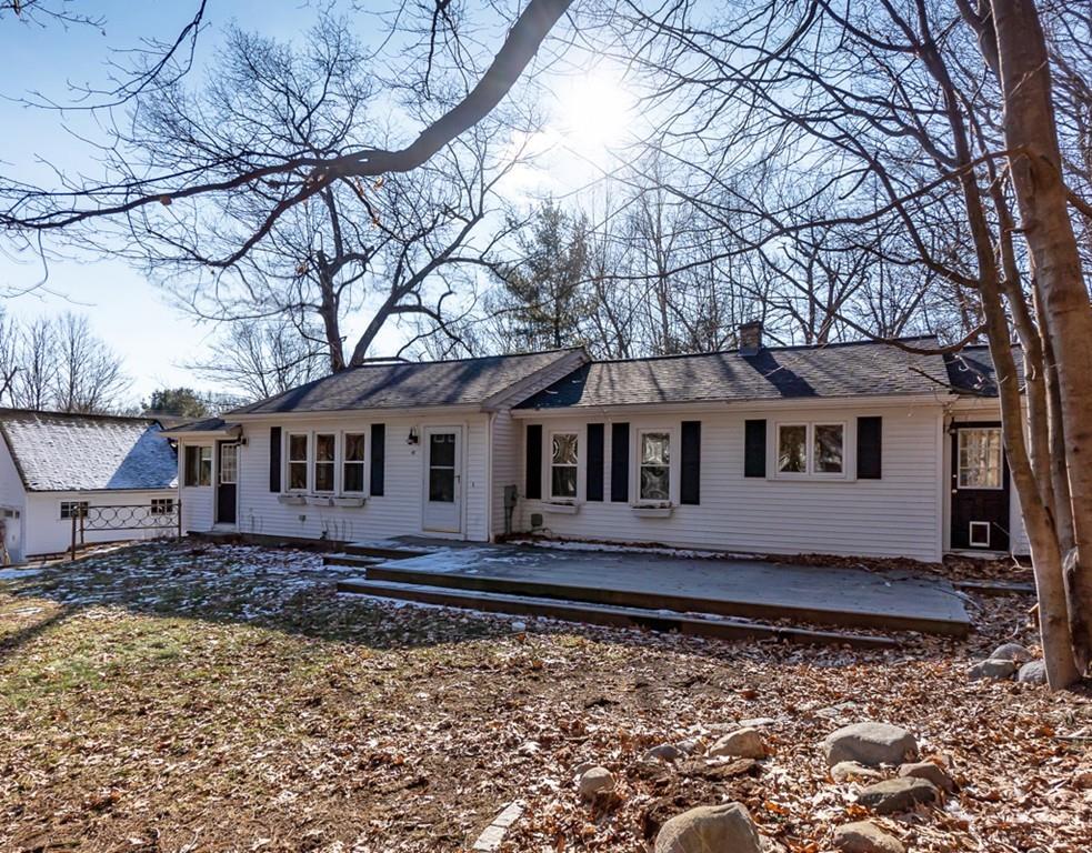 47 Providence Road Westford, MA 01886 - Photo 3 of 28 Gallery Image 3