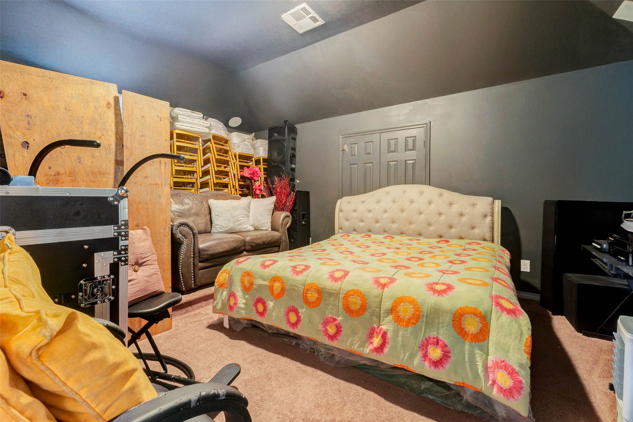 8211 Paddle Rock Lane Rosenberg, TX 77469 - Photo 46 of 50 a bedroom with two beds and a dresser