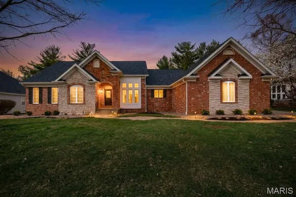 $989,000 | 59 West Meath Weldon Spring, Weldon Spring, MO 63304