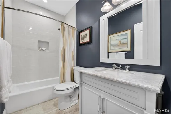 $989,000 | 59 West Meath Weldon Spring, Weldon Spring, MO 63304