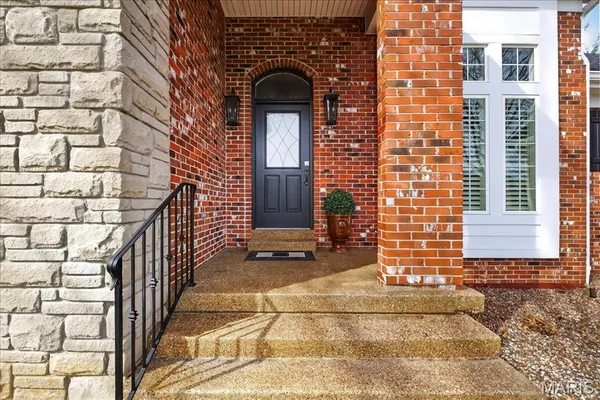 $989,000 | 59 West Meath Weldon Spring, Weldon Spring, MO 63304