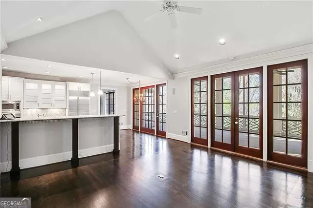 $6,995 | 460 Ivy Park Lane Northeast, Atlanta, GA 30305