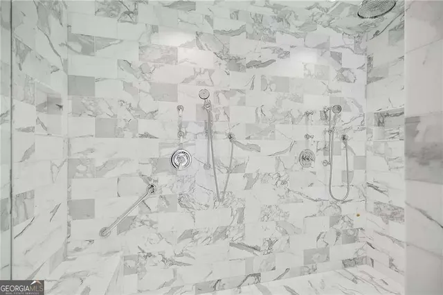 $6,995 | 460 Ivy Park Lane Northeast, Atlanta, GA 30305