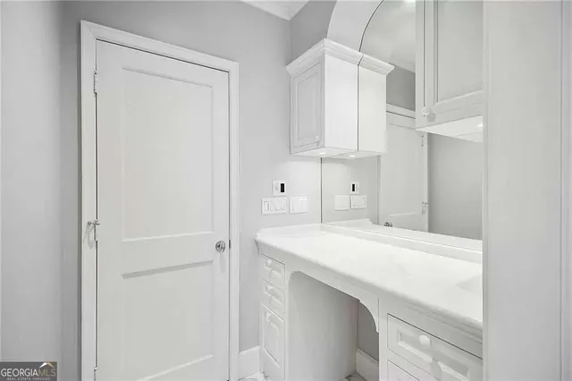 $6,995 | 460 Ivy Park Lane Northeast, Atlanta, GA 30305