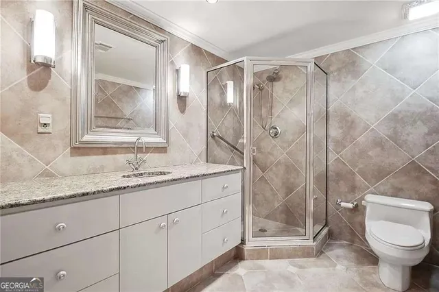 $6,995 | 460 Ivy Park Lane Northeast, Atlanta, GA 30305