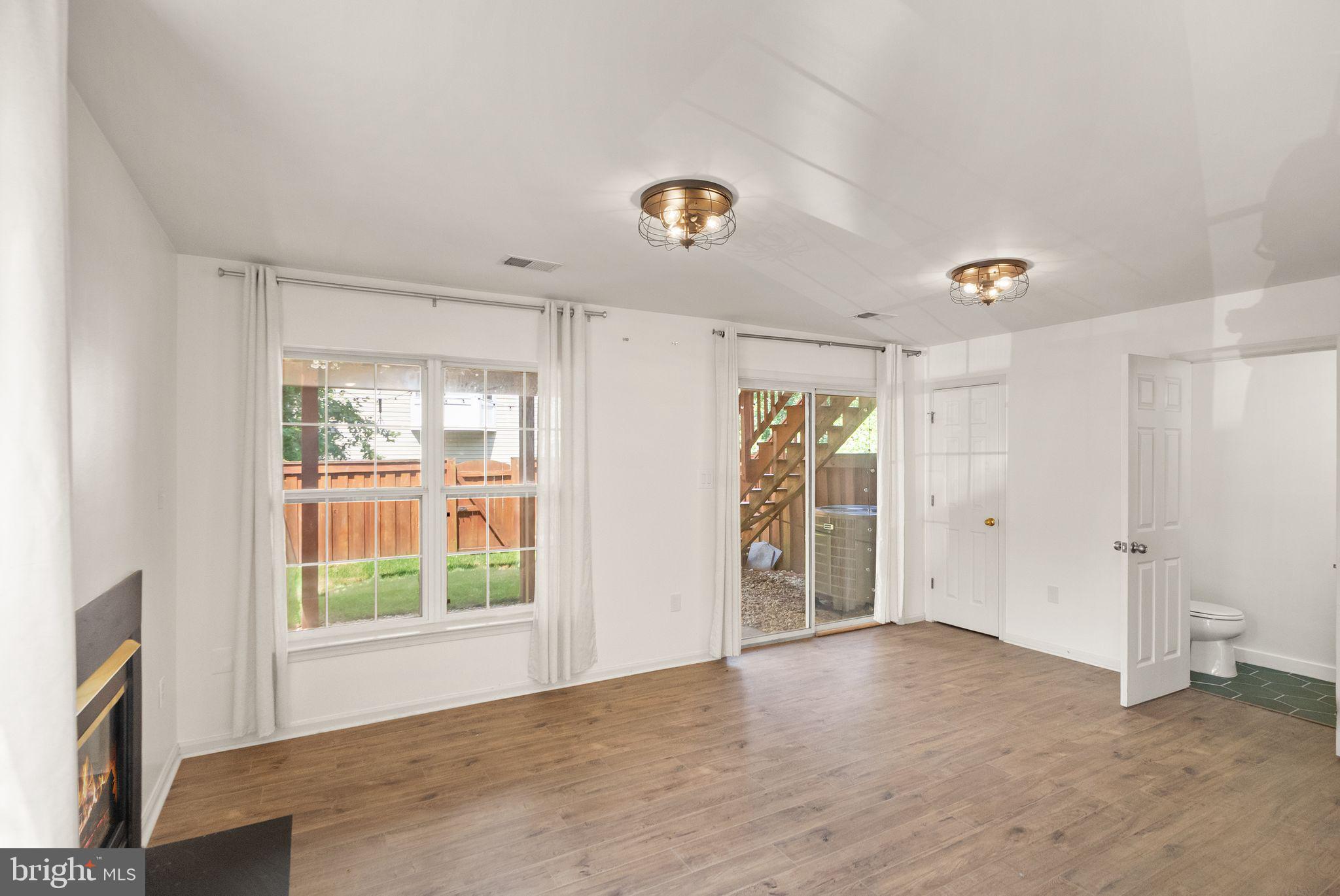 21659 Frame Square Broadlands, VA 20148 - Photo 8 of 68