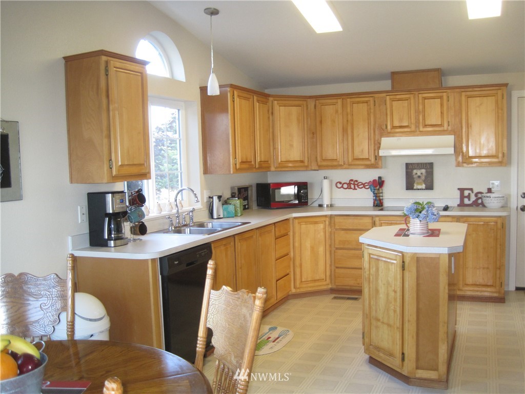 130 Harkins Road Winlock, WA 98596 - Photo 12 of 23