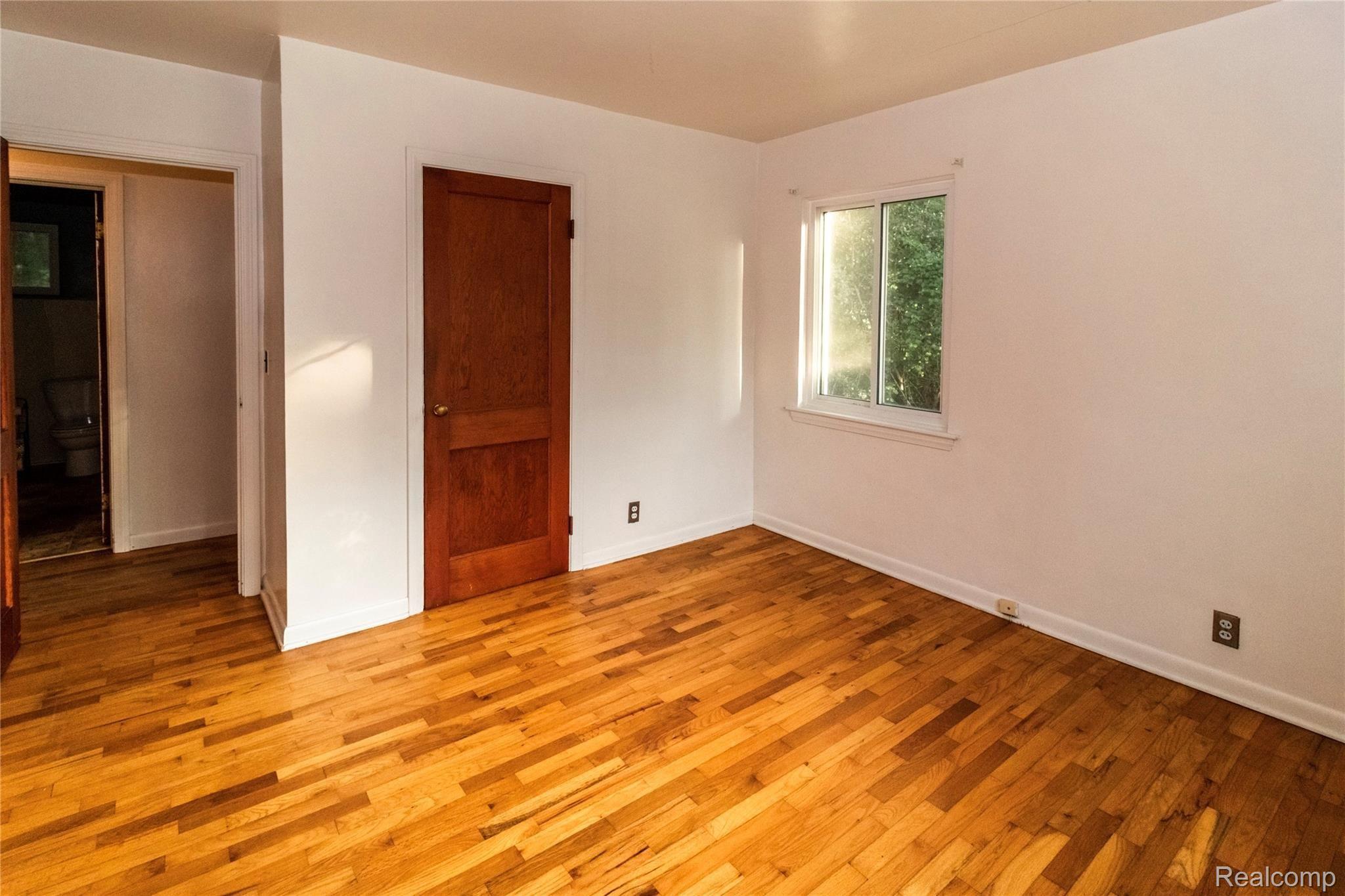 1759 Millville Road Lapeer, MI 48446 - Photo 15 of 23 Bedroom 2 (2).jpg
