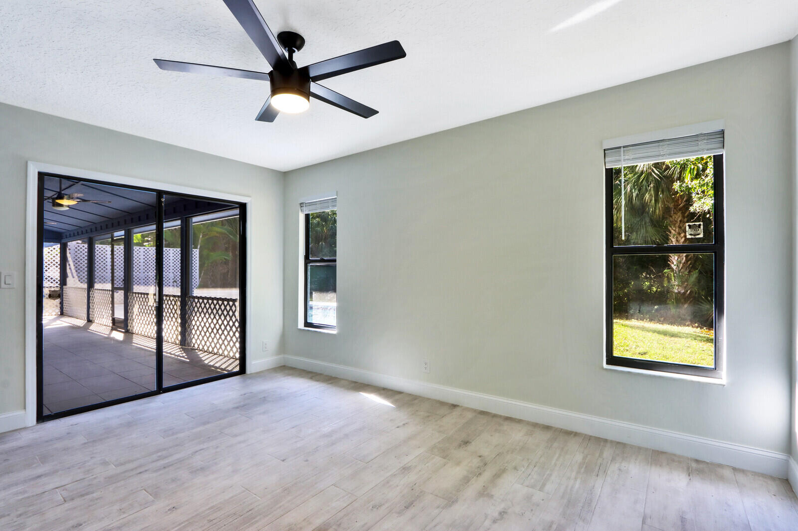 10894 154th Road North Jupiter, FL 33478 - Photo 21 of 49 bedroom 4 with sliders