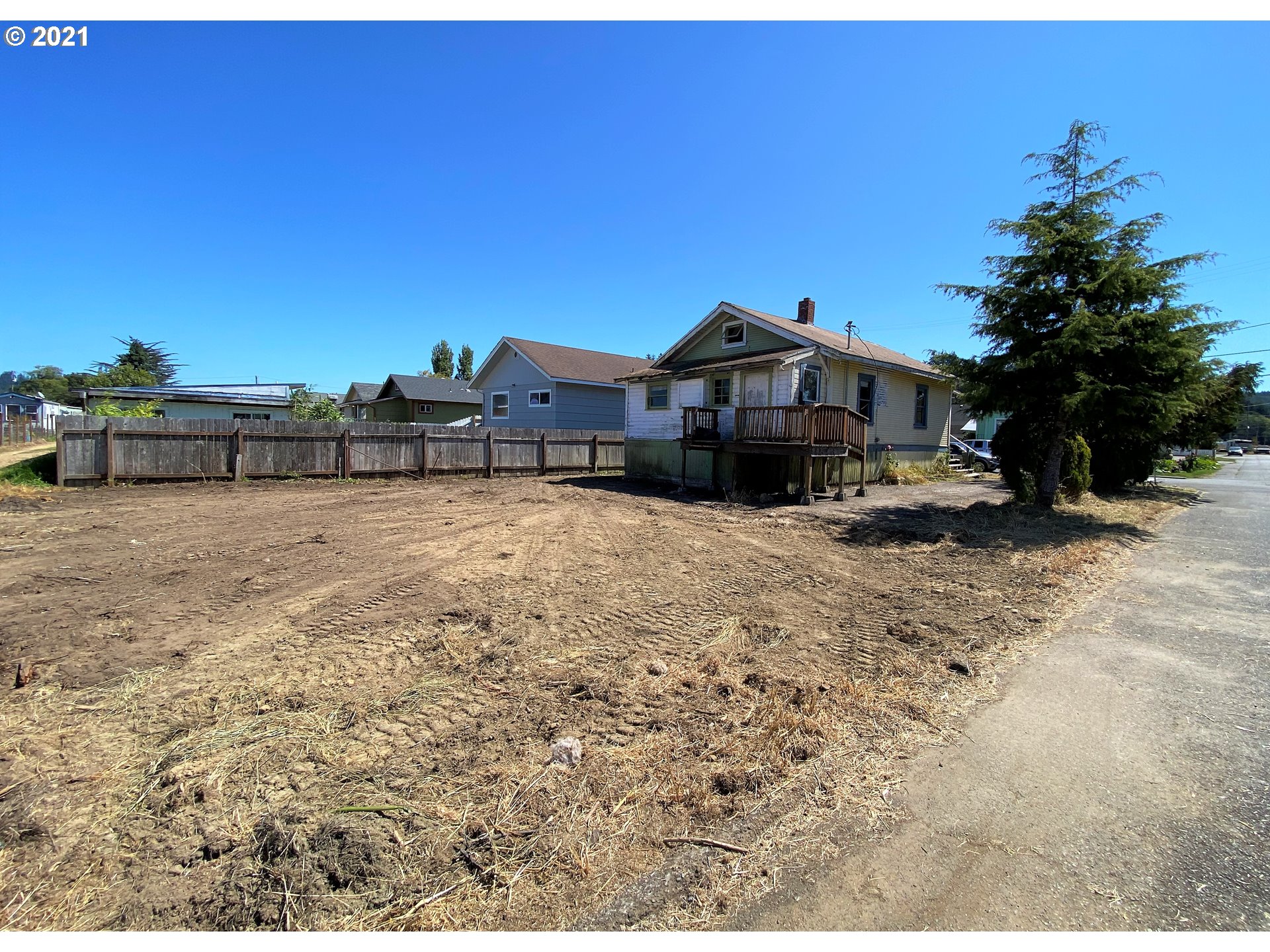 791 Mill Avenue Reedsport, OR 97467 - Photo 14 of 14 Gallery Image 14
