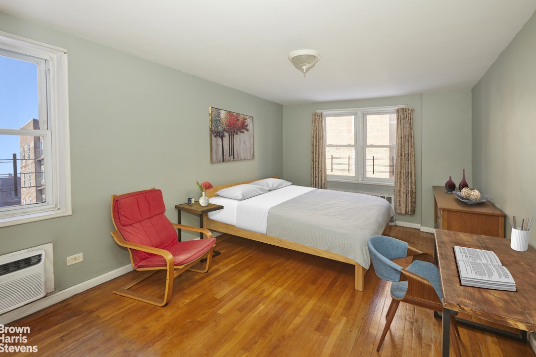 110-15 71st Road, Unit 3M Queens, NY 11375 - Photo 4 of 8