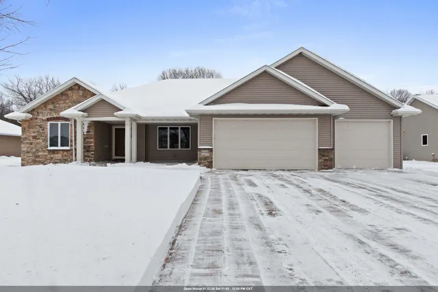 $519,900 | W6303 Rocky Mountain Drive, Greenville, WI 54942