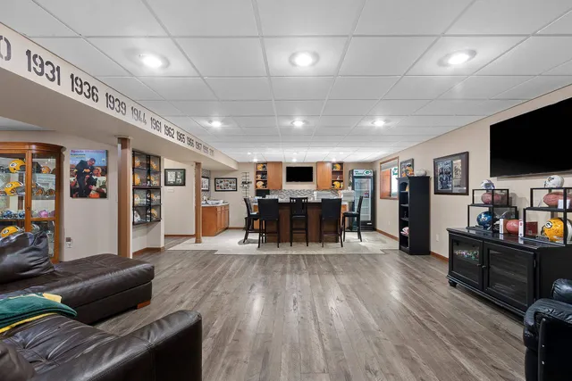 $519,900 | W6303 Rocky Mountain Drive, Greenville, WI 54942