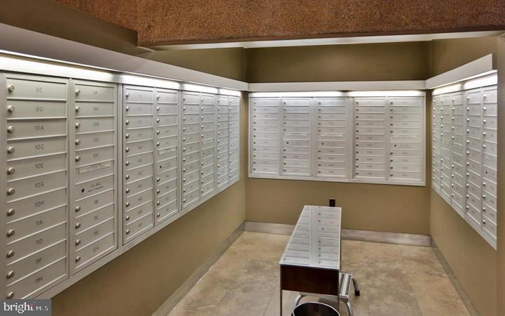 220 Locust Street, Unit 26AS Philadelphia, PA 19106 - Photo 6 of 9 a bathroom with a shower