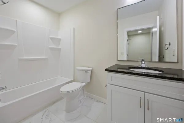 $1,500 | 1355 Main Street, Unit 207, Hartford, CT 06103