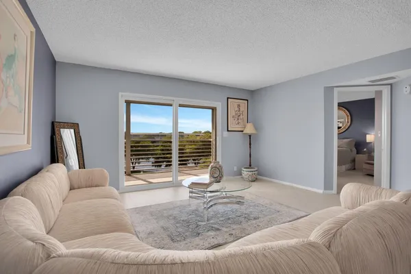 $2,200 | 1702 Andros Isle, Unit D4, Coconut Creek, FL 33066