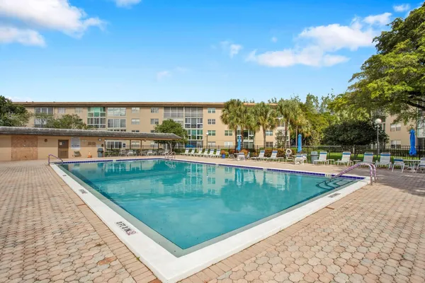$2,200 | 1702 Andros Isle, Unit D4, Coconut Creek, FL 33066