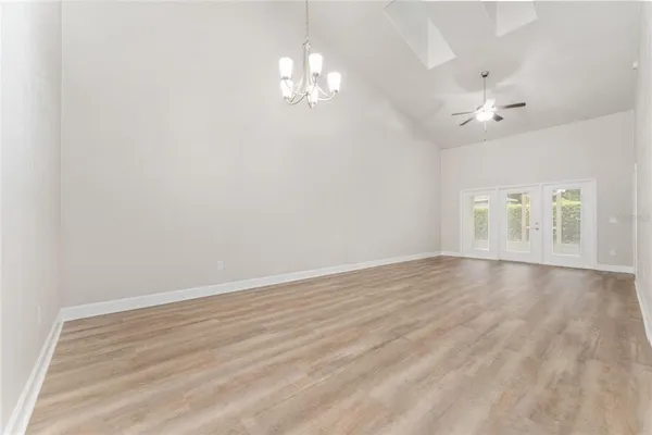 $265,000 | 1093 Northwest 126 Way, Newberry, FL 32669