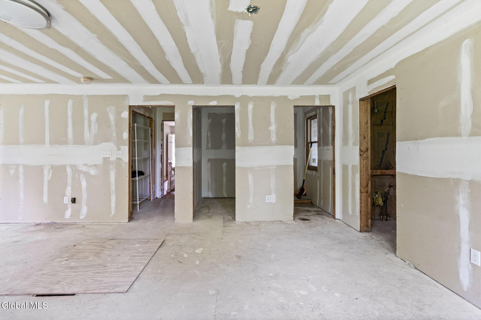 29 Mullens Road Bethlehem, NY 12159 - Photo 42 of 52 37-web-or-mls-29-mullens-rd