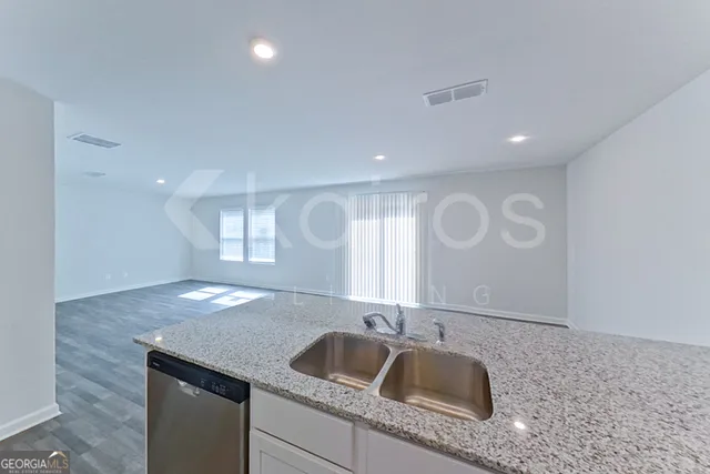 $2,095 | 202 Topaz Lane, Macon, GA 31217