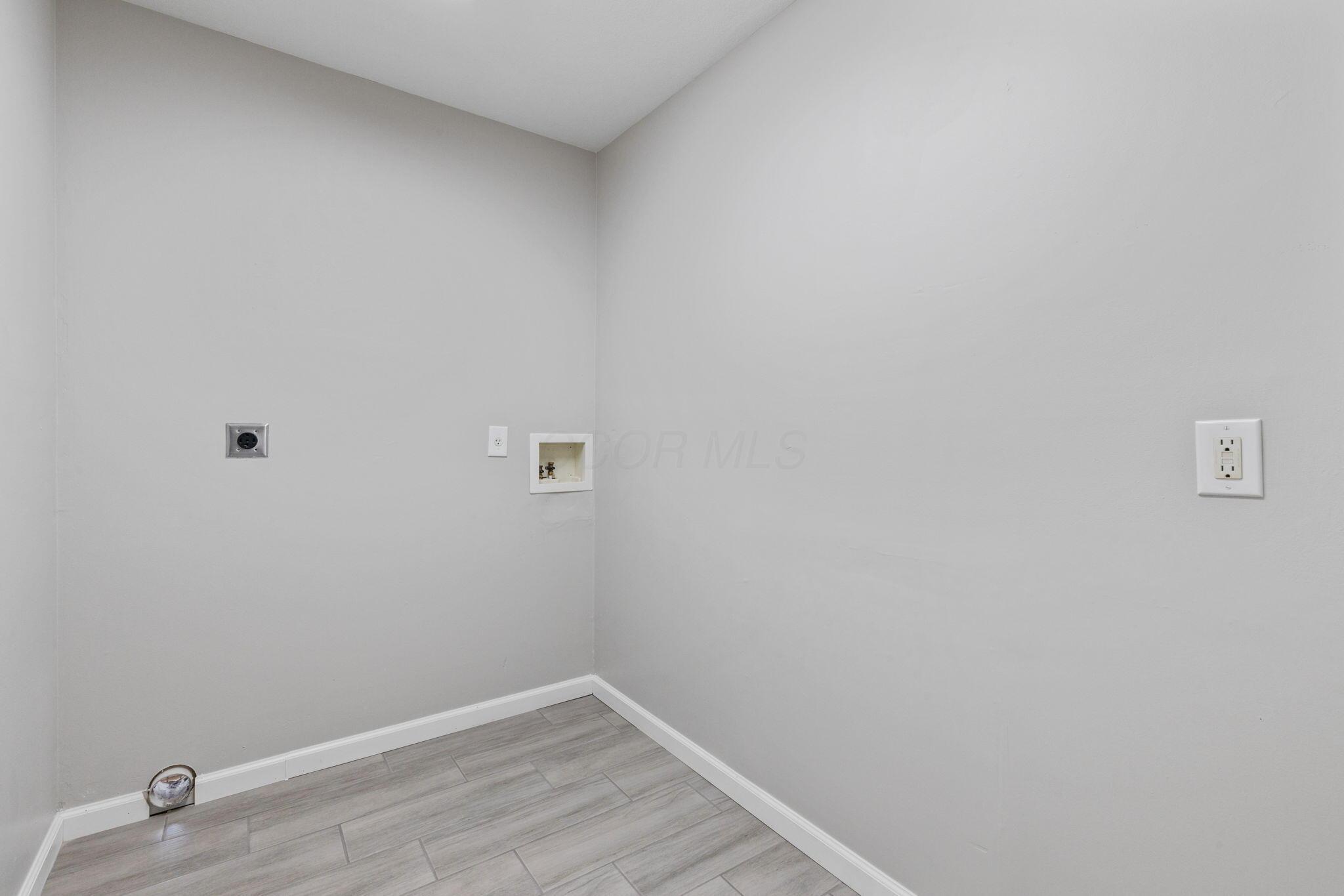10843 Fairview Road Southeast Heath, OH 43056 - Photo 29 of 61 2025-2-20 10843 Fairview Rd SE 081