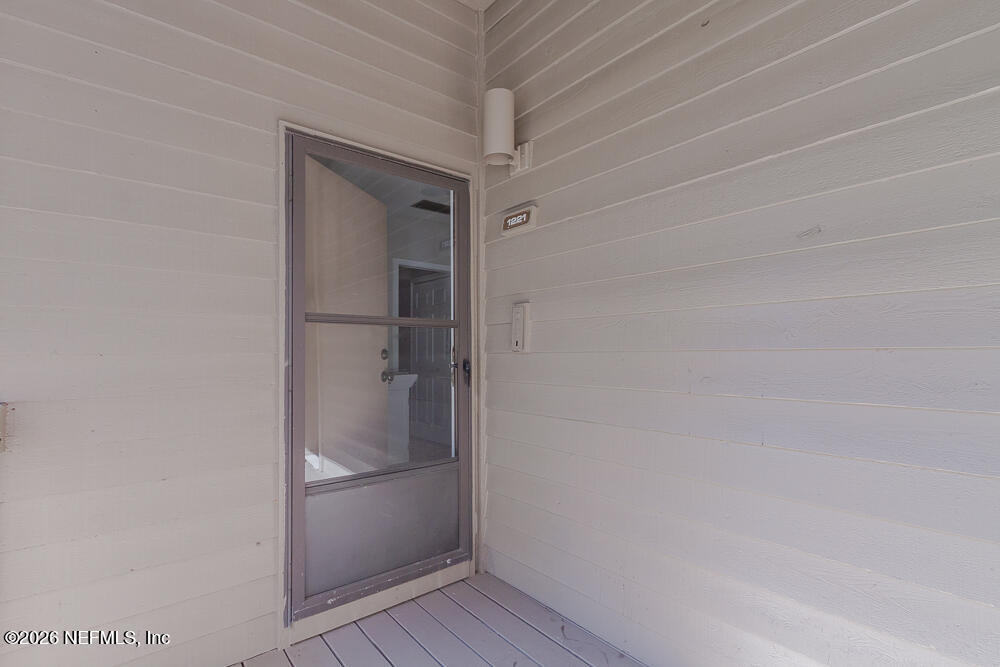 2920 Ravines Road, Unit 1221 Middleburg, FL 32068 - Photo 4 of 17 20261026_ravines_rd_7327-Edit