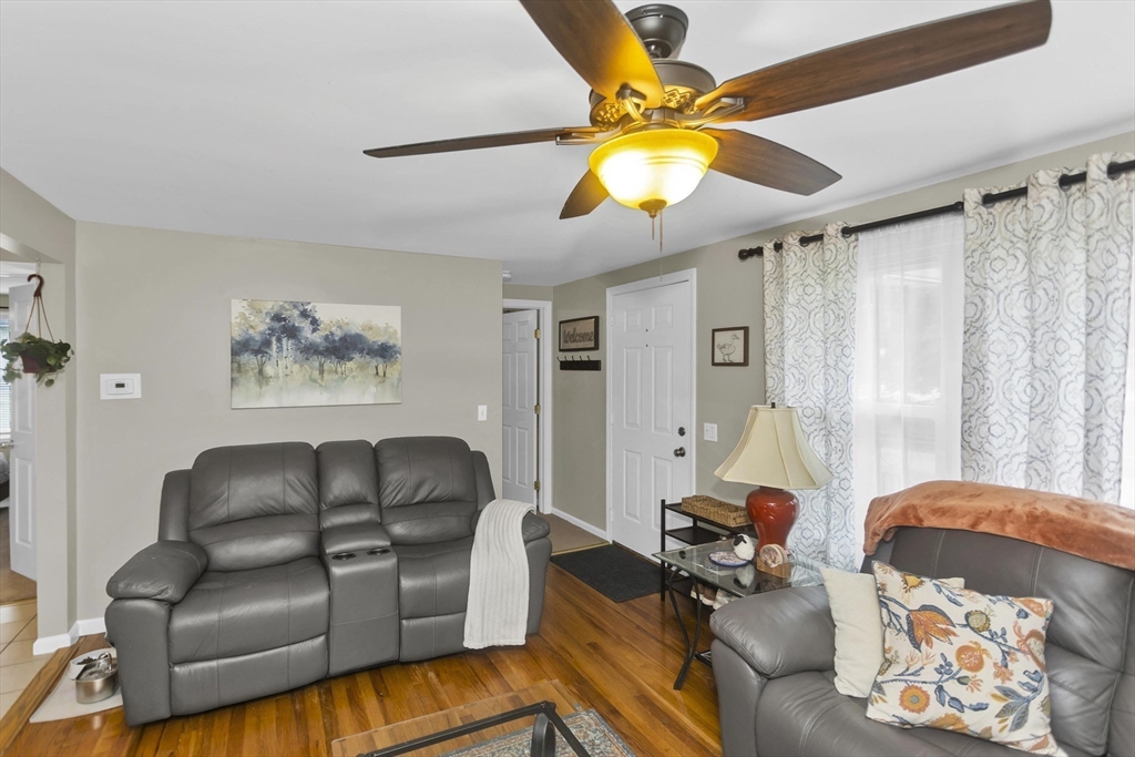 4 Jean Drive Springfield, MA 01104 - Photo 17 of 33