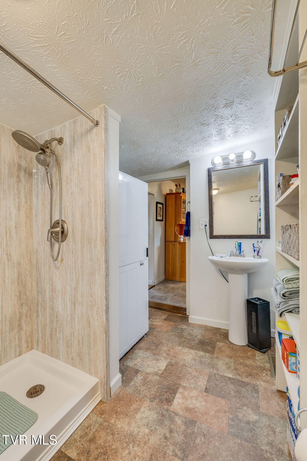 241 Donald Broyles Road Chuckey, TN 37641 - Photo 15 of 31 015