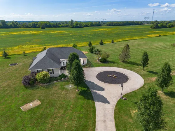 $622,000 | 6000 Highway 42, Ostrander, OH 43061