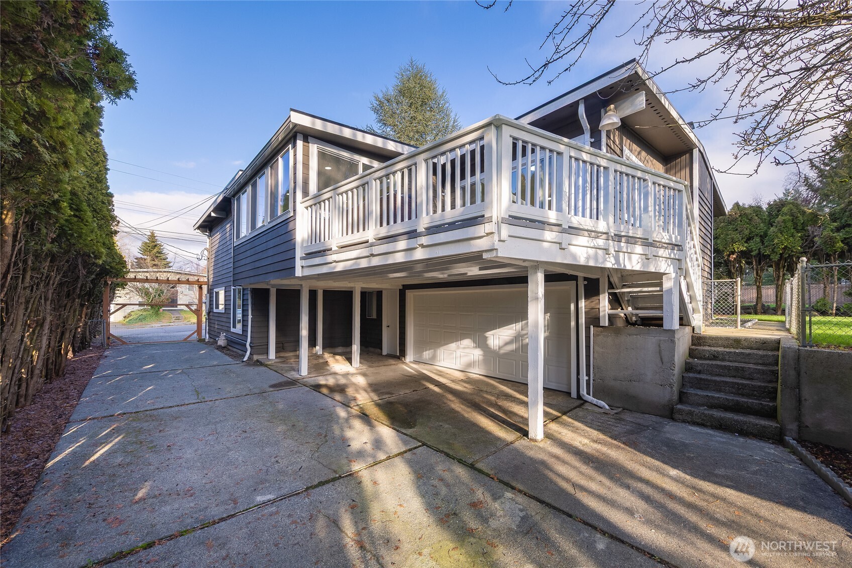 12611 Southeast 160th Street Renton, WA 98058 - Photo 6 of 40