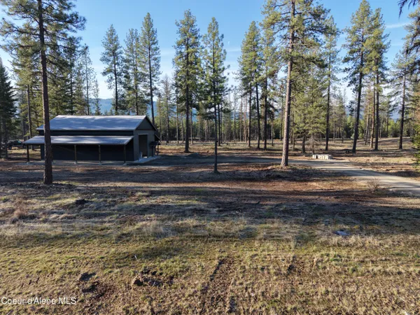 $565,000 | 102 Wallace Lane, Blanchard, ID 83804