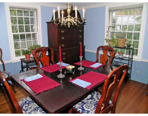 217 Varick Road Newton, MA 02468 - Photo 4 of 23 a living room with furniture and a window