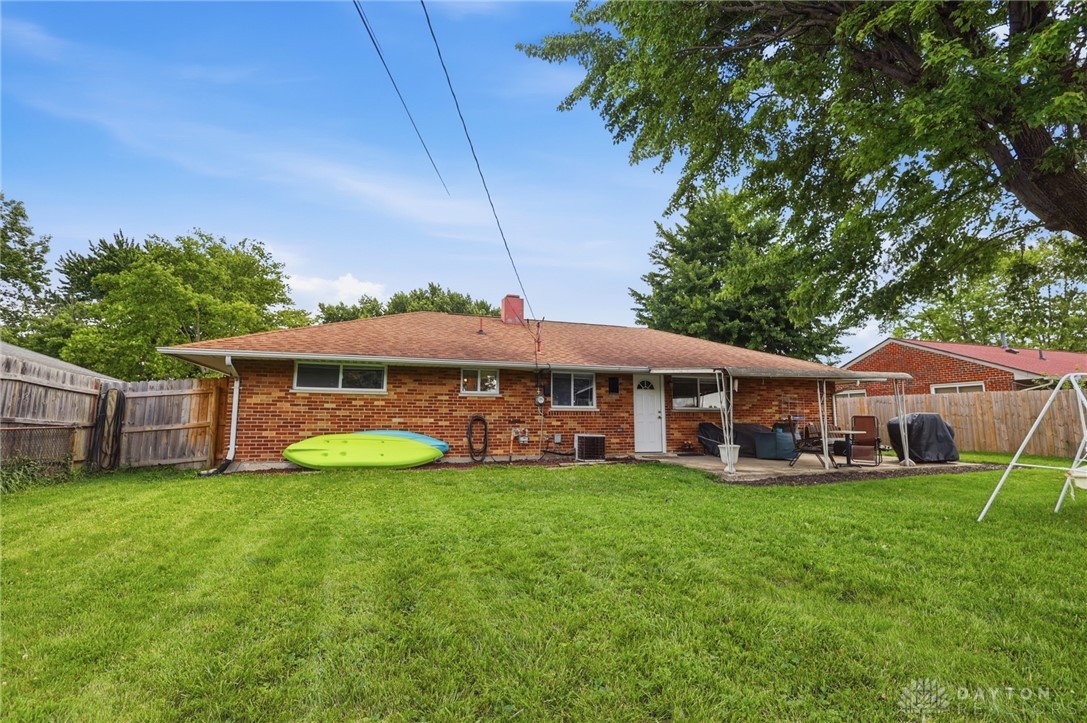 4326 Kitridge Road Huber Heights, OH 45424 - Photo 29 of 32