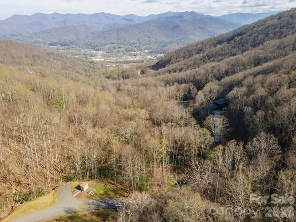 $179,900 | 1279 Arborcrest Way, Unit 38, Swannanoa, NC 28778