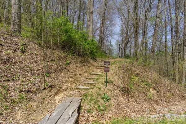 $179,900 | 1279 Arborcrest Way, Unit 38, Swannanoa, NC 28778