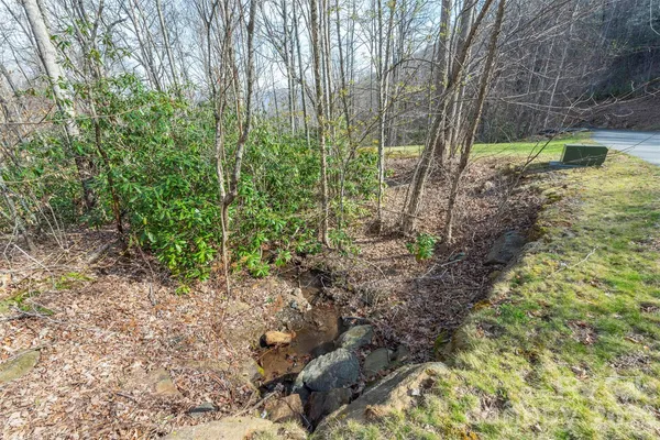 $179,900 | 1279 Arborcrest Way, Unit 38, Swannanoa, NC 28778
