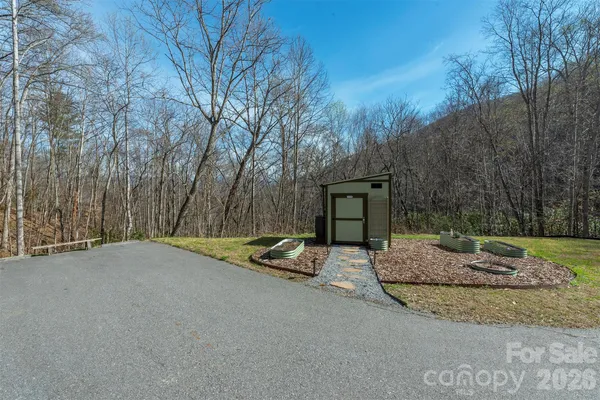 $179,900 | 1279 Arborcrest Way, Unit 38, Swannanoa, NC 28778